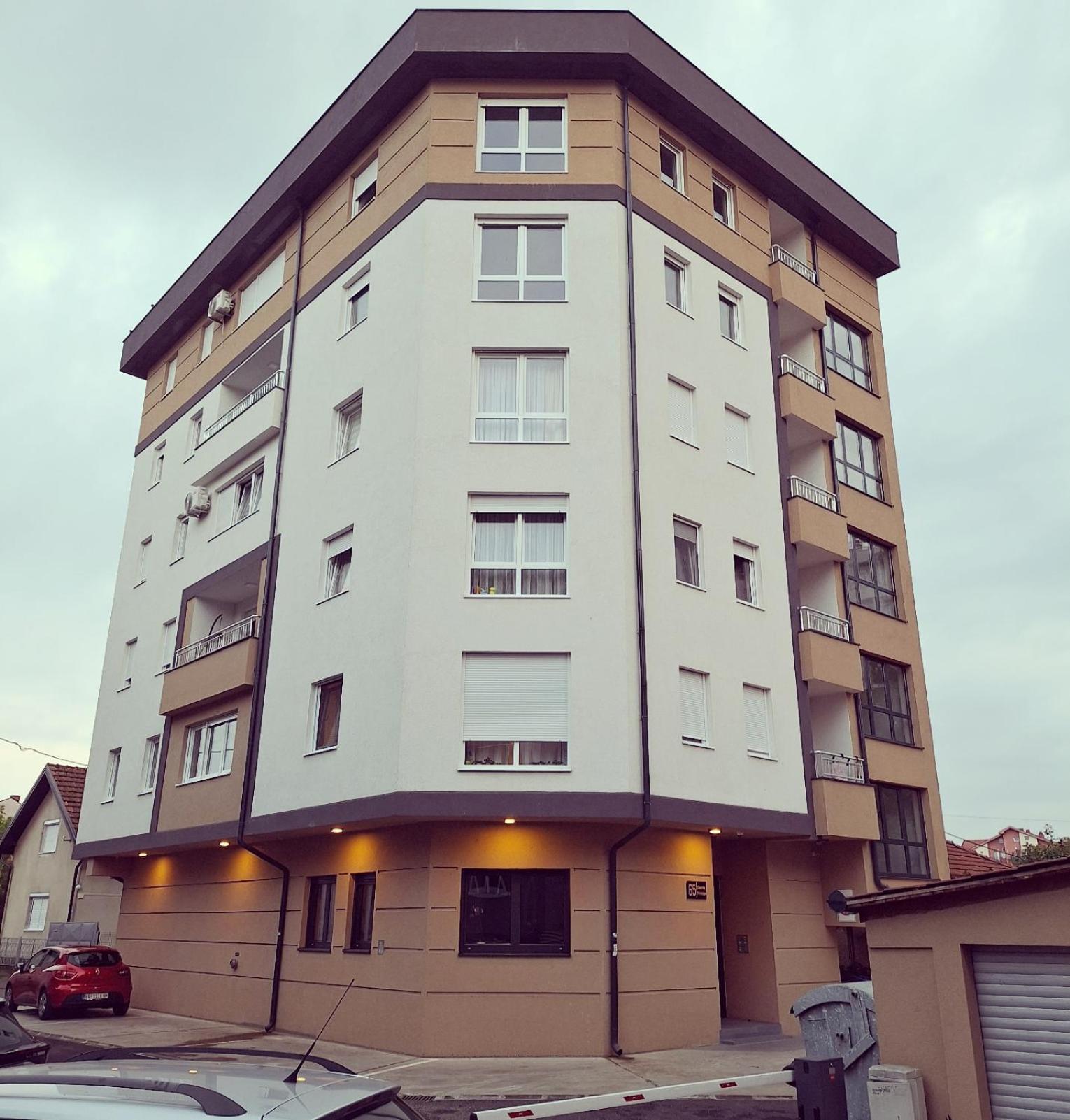 Azimut Apartman Bijeljina Eksteriør billede